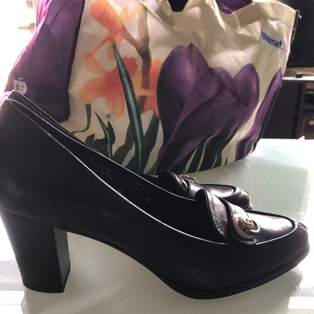 Etienne Aigner black loafer stacked heel